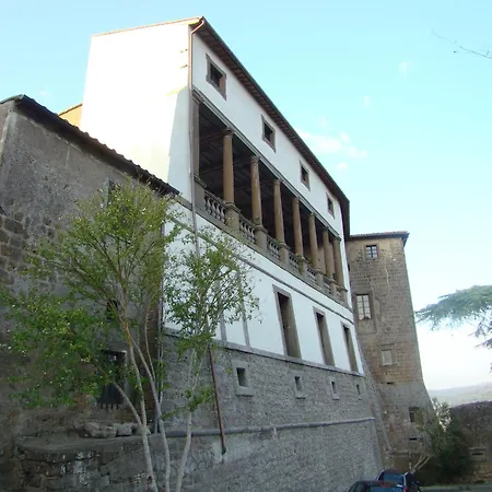 Palazzo Orsini Couette-café