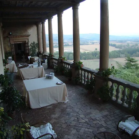 Palazzo Orsini 3* بومارزو