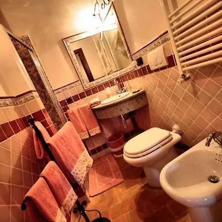 Palazzo Orsini فندق مبيت وإفطار 3*
